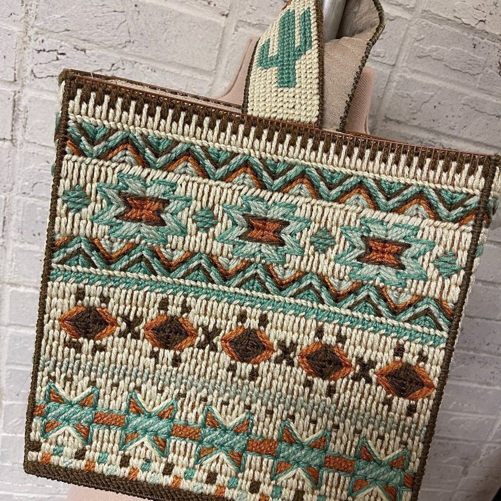 Vintage Handmade Needlepoint Cross Stitch Box Aztec Dessert Cactus Purse